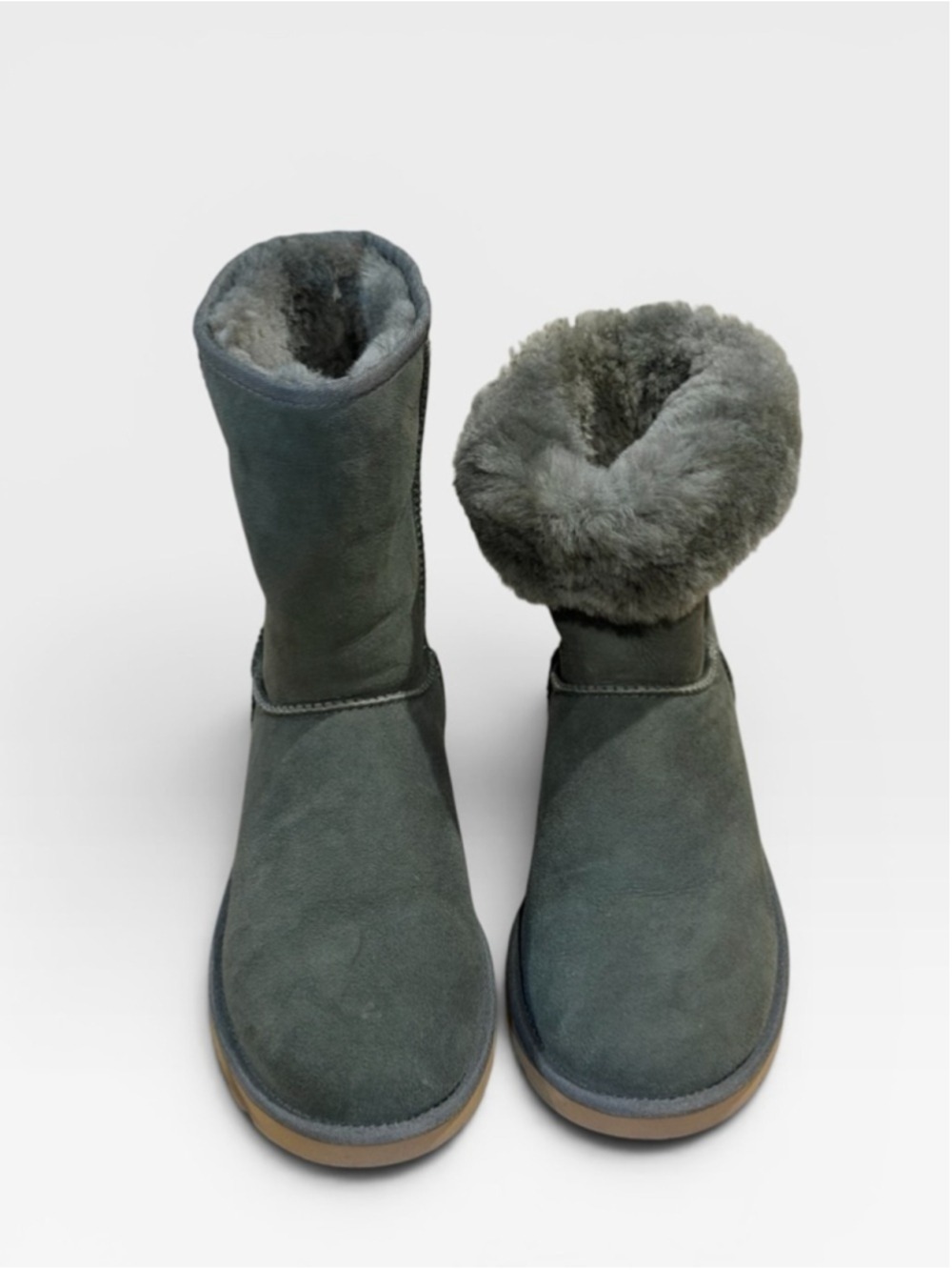 UGG Australia Women's Classic Short Boots Size 8 Green Suede - Picture 6 of 11